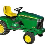 John Deere 325